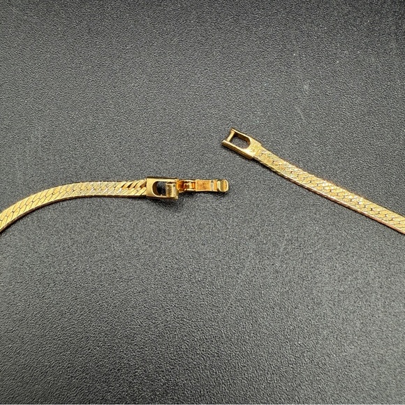 Vintage 1980s Majesty Collection V Shaped Elegant Gold Necklace with CZ Sparkle - Picture 8 of 17